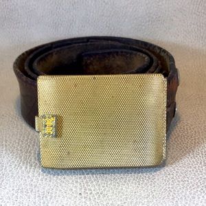 Vintage Belt Buckle Compact